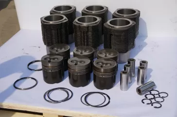 Why do Deutz accessories make noise during use?