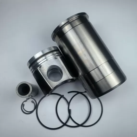 BFM1015 diesel engine spare parts cylinder liner piston kit for deutz  liner kit