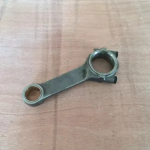 FL511  diesel engine spare parts connecting rod price for deutz con rod